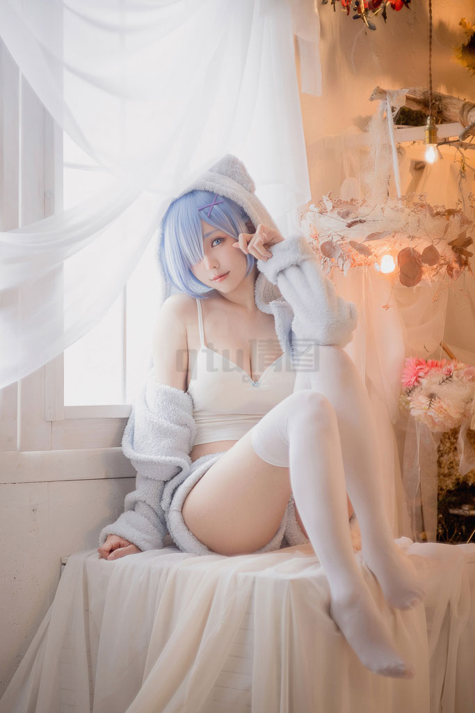 Coser@ElyEE子 Vol.88 Rem Pajamas&自拍-倩图社