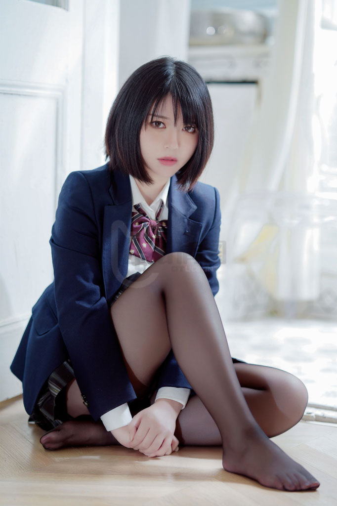 Coser@半半子 Vol.46 彼女の制服姿が好き-倩图社