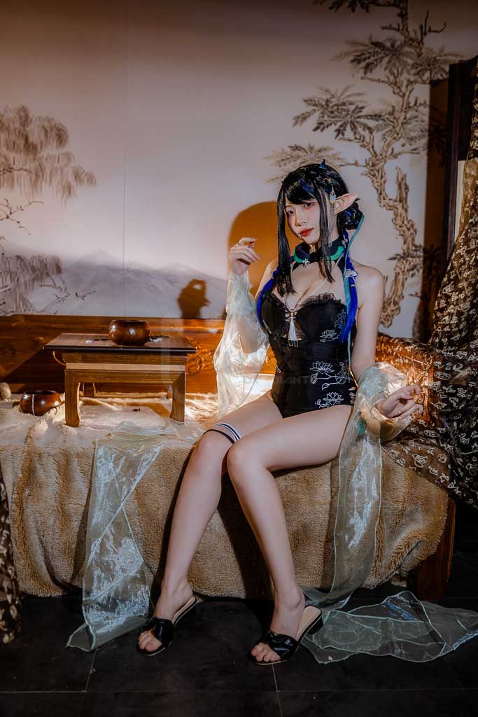 Coser@二佐Nisa Vol.84 《泰拉夏日纪事》方舟夜半泳装-倩图社