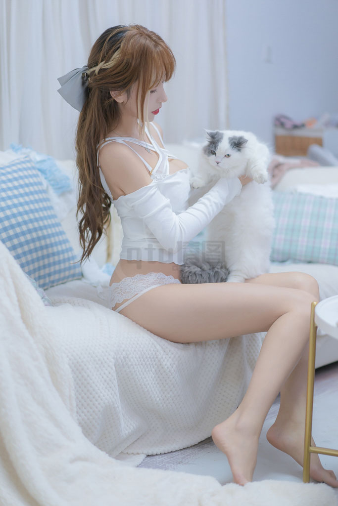 Coser@过期米线线喵 Vol.114 我和猫-倩图社