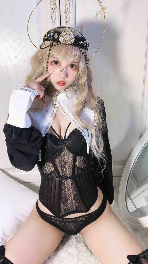Coser@果咩酱w Vol.13 叛逆修女-倩图社
