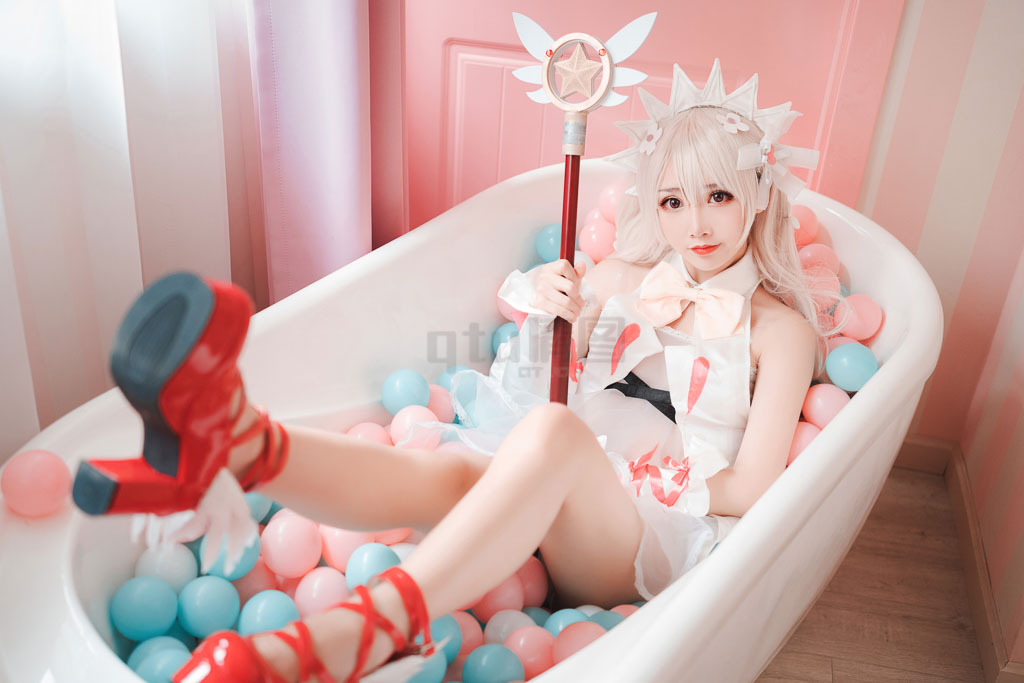 Coser@面饼仙儿 Vol.61 伊莉亚-倩图社