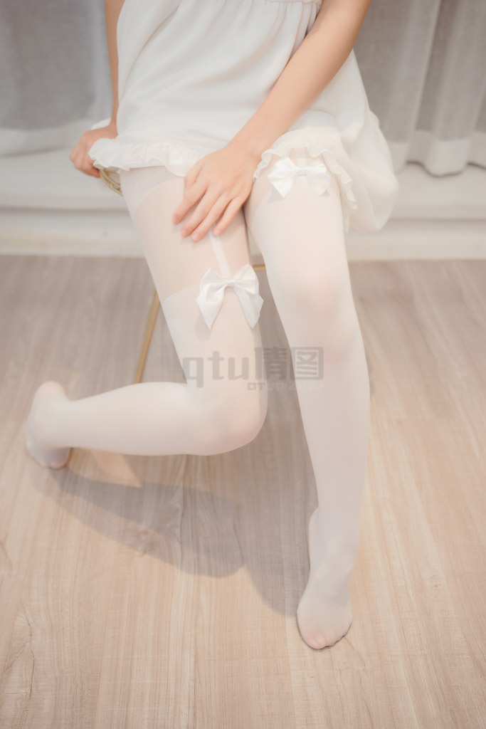 Coser@面饼仙儿 Vol.66 假过膝-倩图社