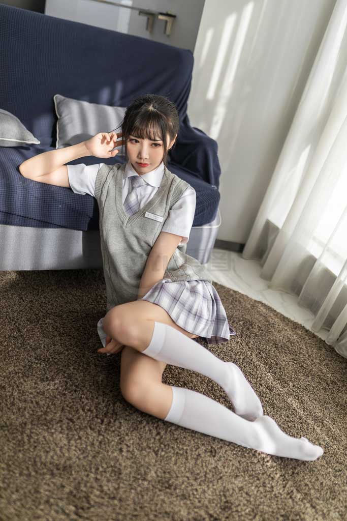 Coser@面饼仙儿 Vol.74 制服少女-倩图社