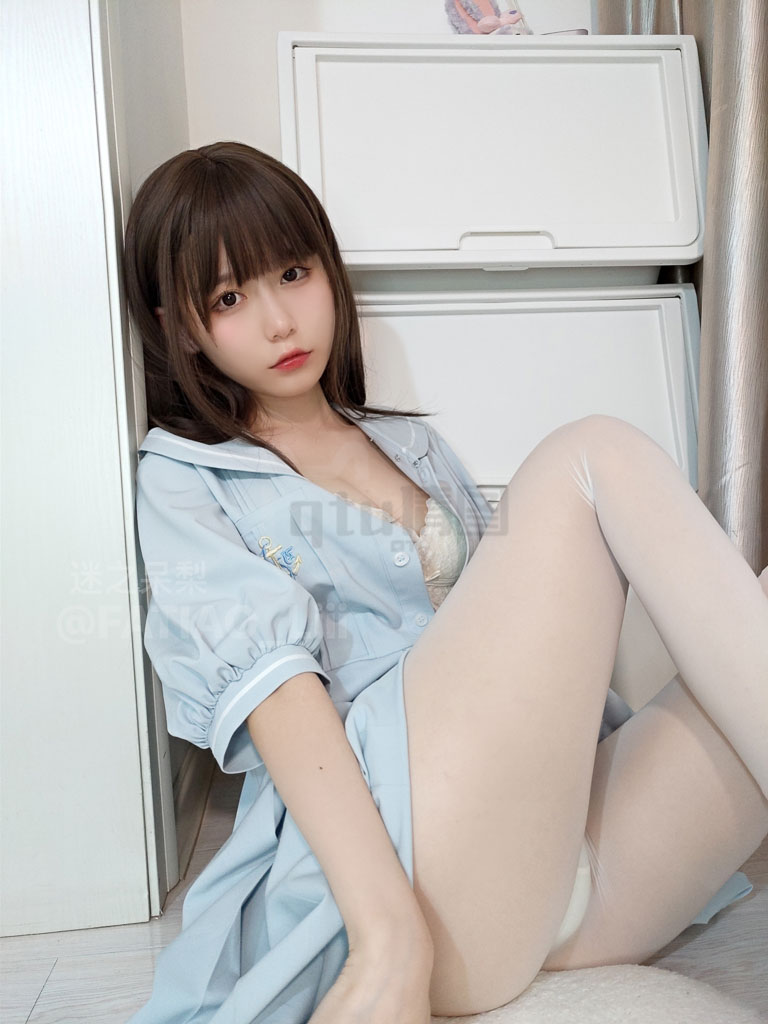 Coser@迷之呆梨 Vol.79 白丝-倩图社