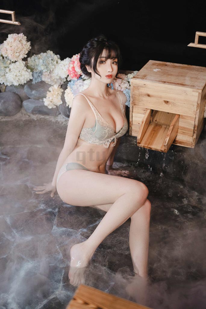Coser@rioko凉凉子 Vol.81 《年上の韵》温泉旅行-倩图社