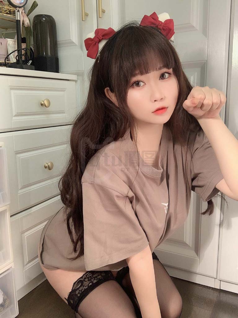 Coser@是依酱呀 Vol.41 T恤底下-倩图社