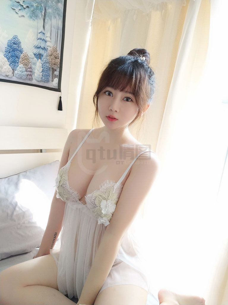 Coser@是依酱呀 Vol.7 蕾丝内衣-倩图社