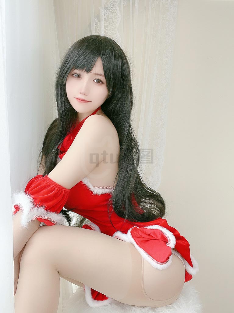 Coser@小仓千代w Vol.15 红色圣诞礼物裙-倩图社