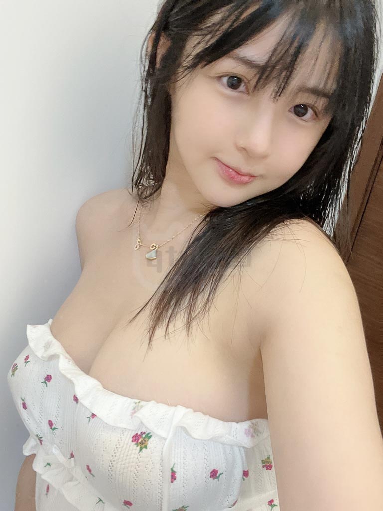 Coser@桜井宁宁 Vol.66 八月会员甘雨+雷姆护士-倩图社