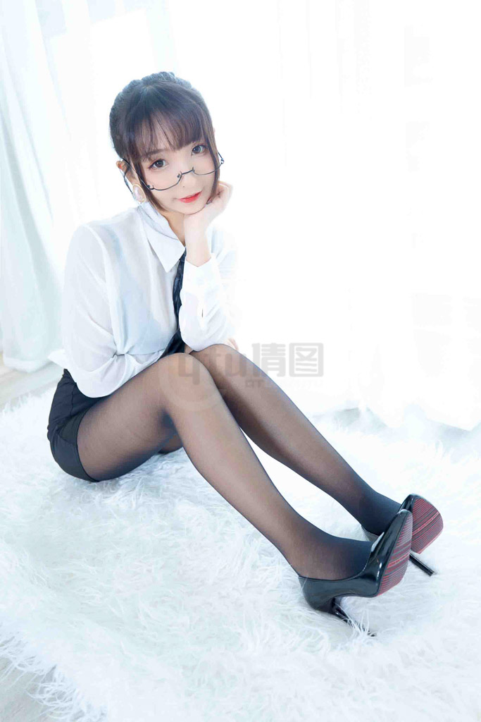 Coser@神楽坂真冬 Vol.46 白色办公室 ホワイトオフィス-倩图社